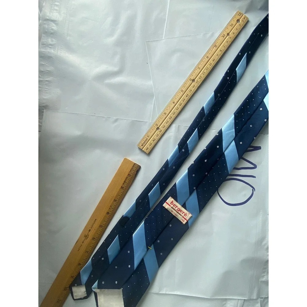 Mens Dark Blue Light Blue Diagonal‎ Stripe Pattern Silk Necktie